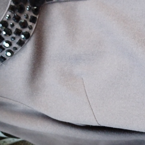 BCBG Wool Blend Embellished Neckline Tunic Top- Sz. Sm - Picture 10 of 10